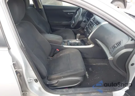 2015 Nissan Altima 2.5 S из США, поврежденный, VIN 1N4AL3AP4FC103623